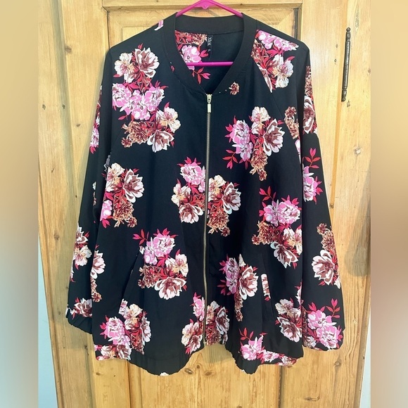 xlnt Jackets & Blazers - Xlnt Lightweight Barbiecore Floral Zip Up Jacket - Bought in Norway Size 3XL